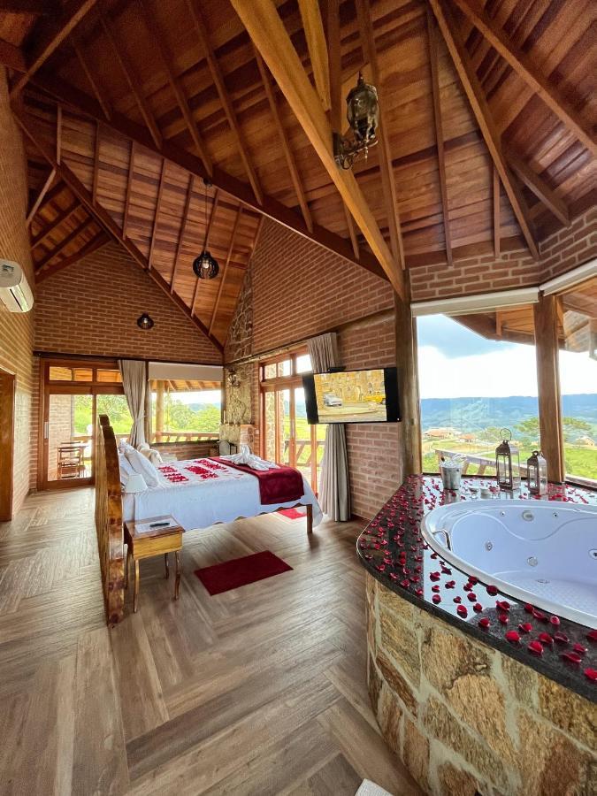 Chales Encanto Das Pedras - Chale Master Luxo Sapucaí-Mirim Exterior foto